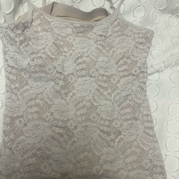 Beautiful spaghetti strap - Picture 3 of 3